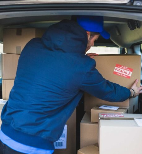 deliveryman-car-with-carton-boxes(1)